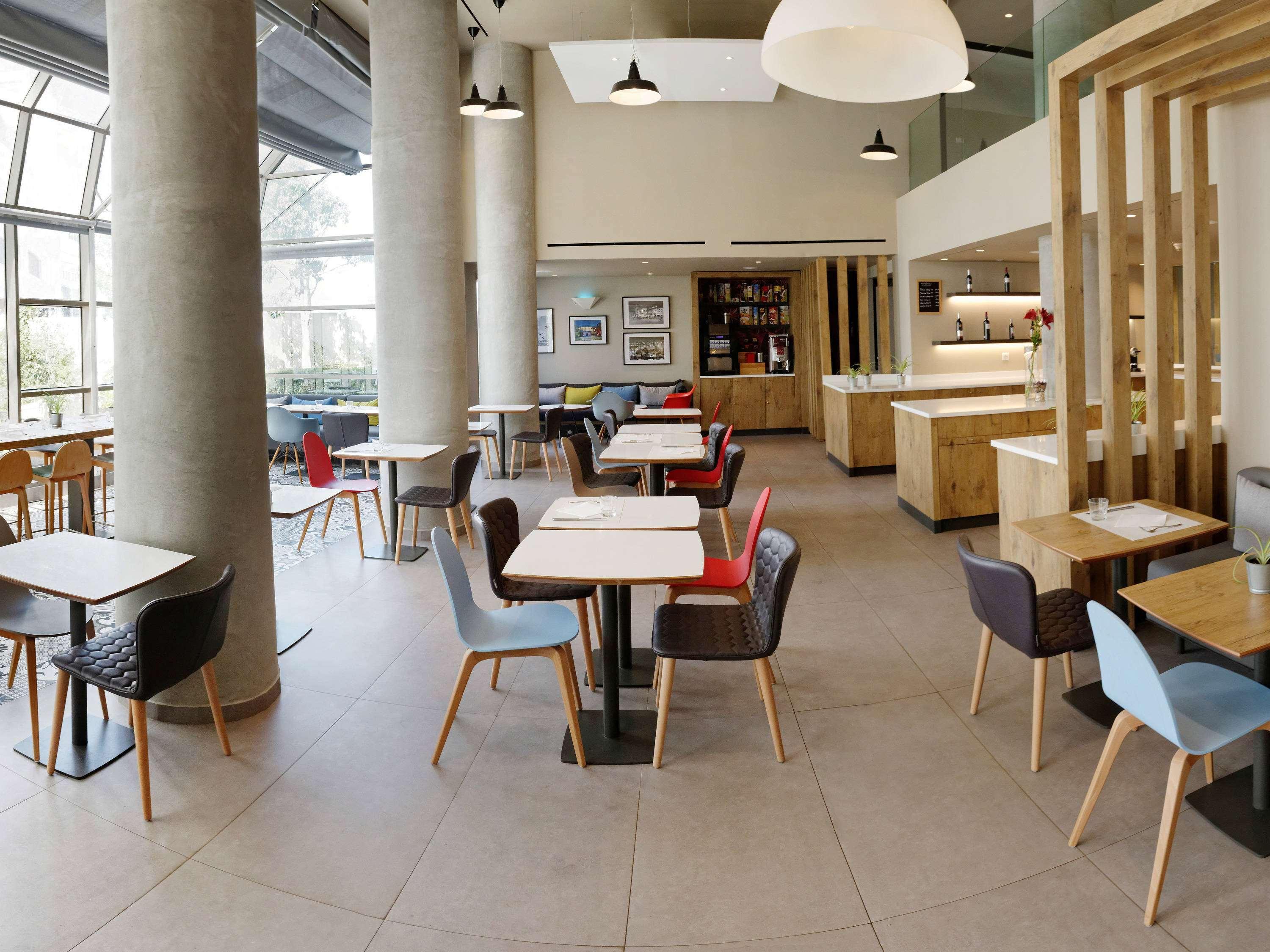 Hotel Ibis Casablanca Sidi Maarouf Exterior foto