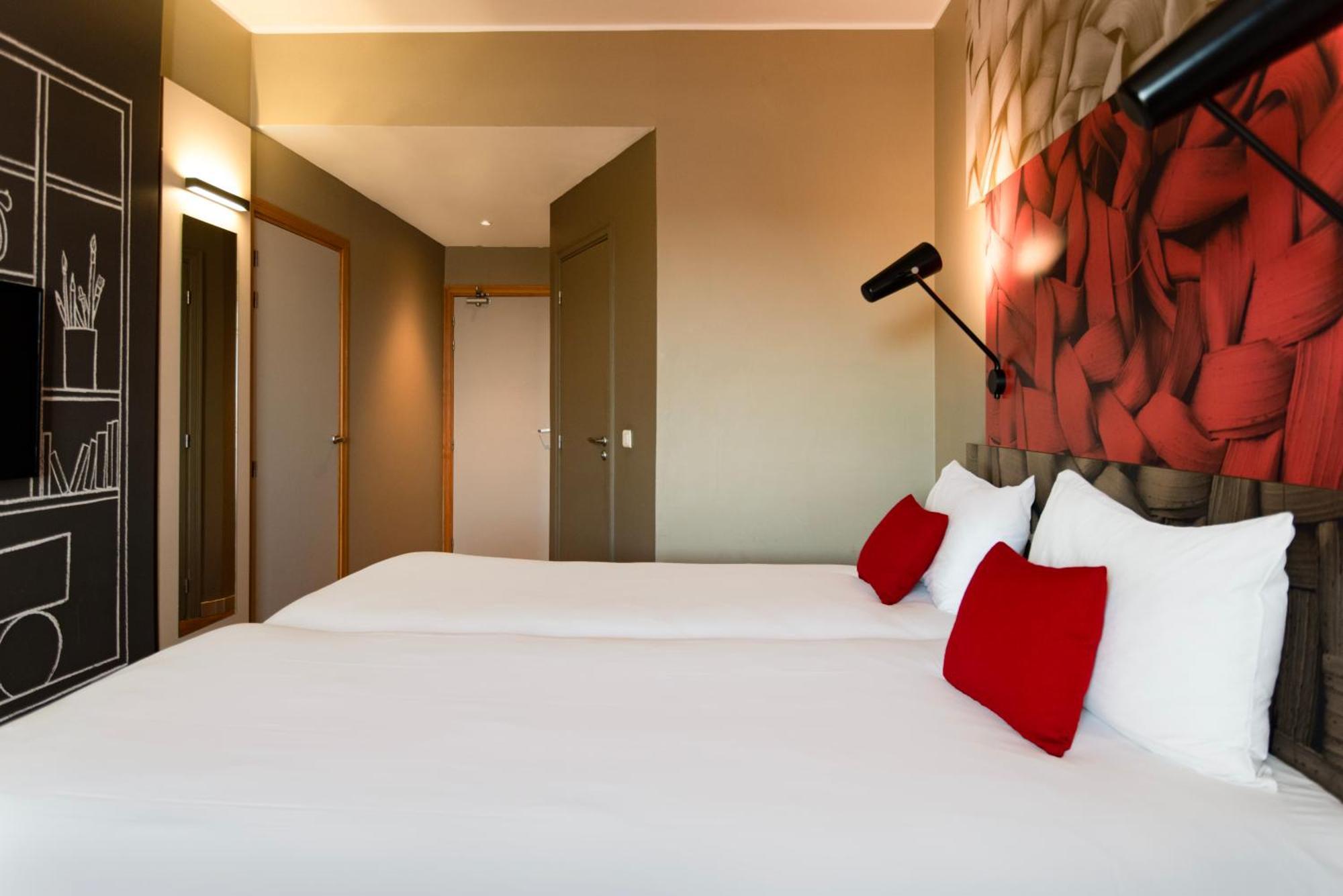 Hotel Ibis Casablanca Sidi Maarouf Exterior foto